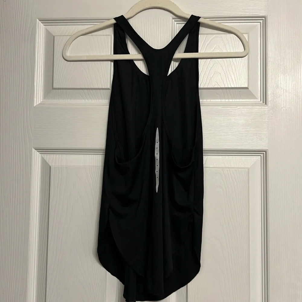 Women’s Nike Workout Top - Picture 4 of 6